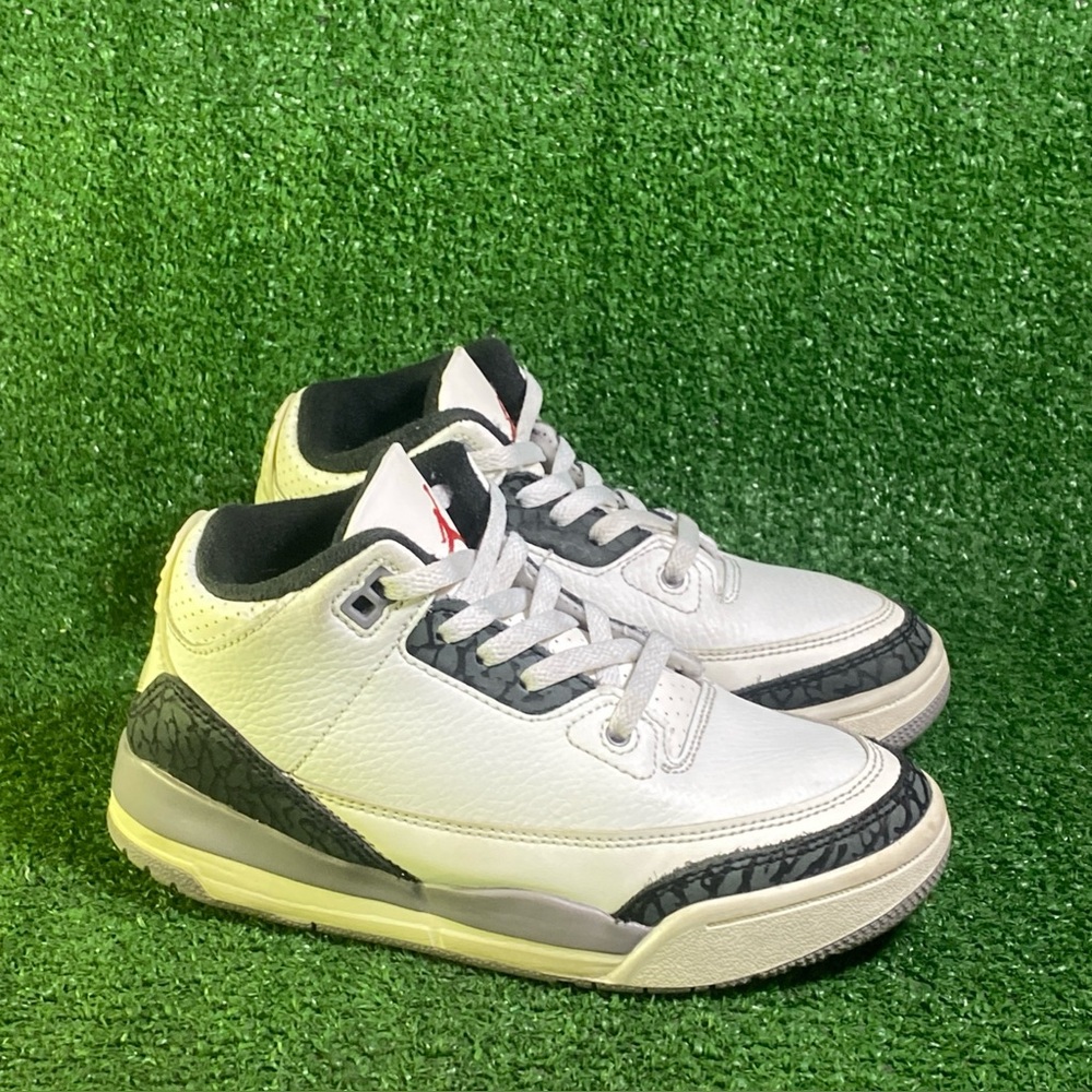 Jordan reto #4 White and Black leather Sneakers SZ 13 child